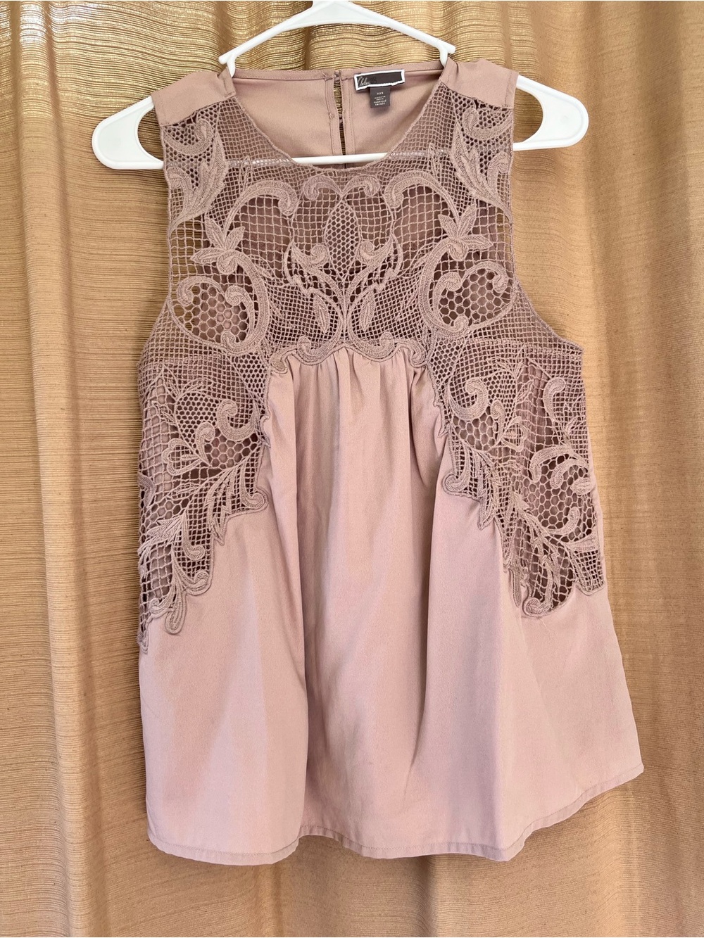 Sleeveless Lace Yoke Blouse - Blush Pink
